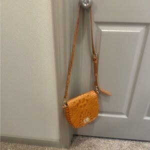 Like new crossbody, no marks